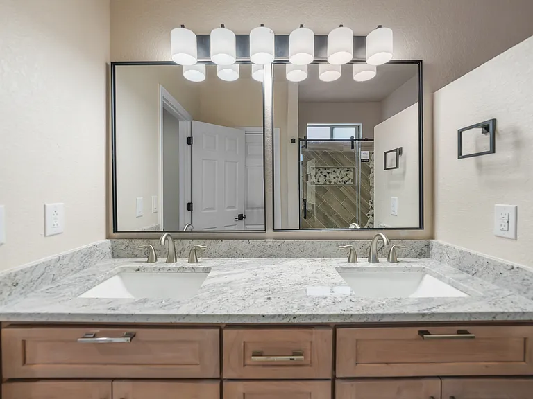2641 Bearcat Dr — Photo 34