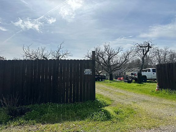 3rd image of 2614 Withington Way