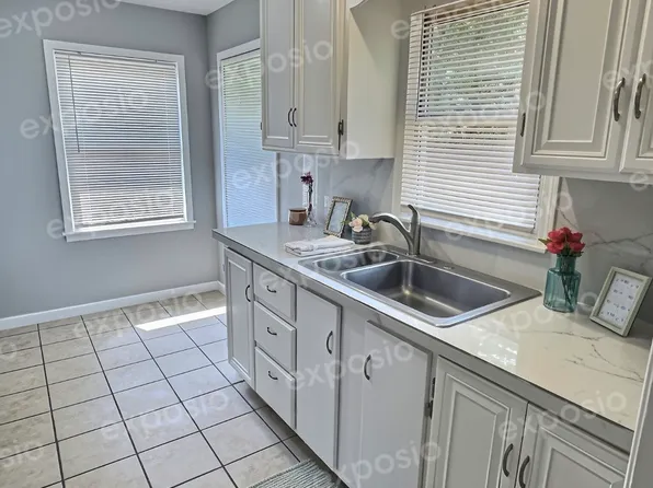 1161 SE 21st St, Oklahoma City, OK 73129