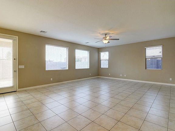 5th image of 1019 W Indigo St