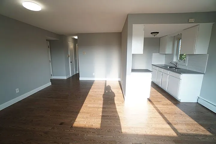 2625 Park Ave — Photo 6
