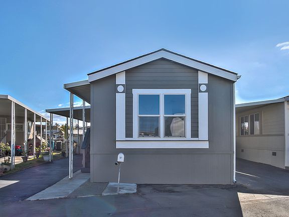 5th image of 3015 E Bayshore Rd Spc 361