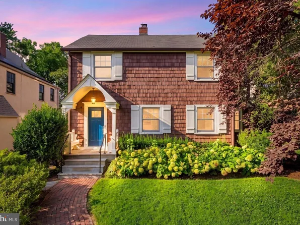 4607 Norwood Dr, Chevy Chase, MD 20815