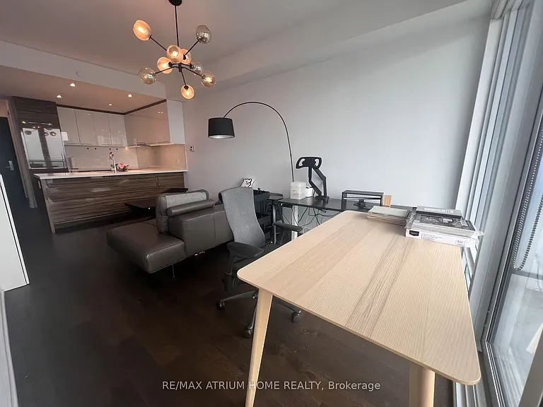 488 University Ave #3606 — Photo 9