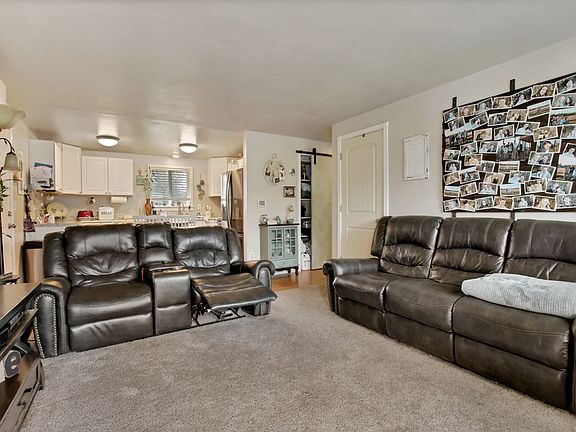 5th image of 10710 10712 30th St Ct E