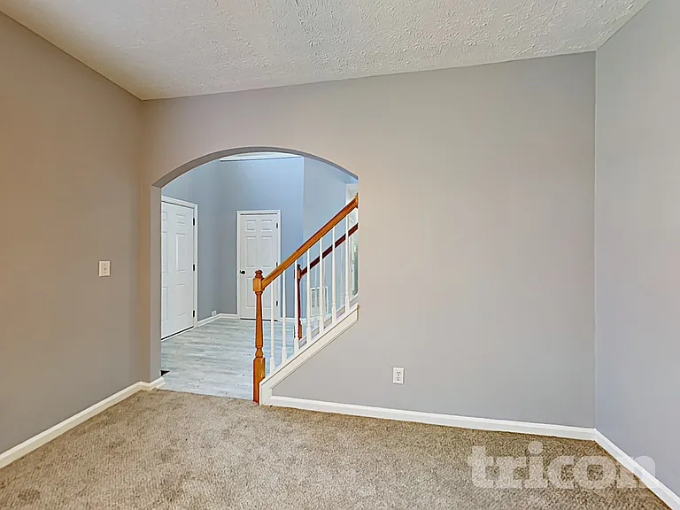 209 Greenland Ct — Photo 6