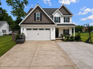 1185 Palestine Rd, Linden, NC 28356
