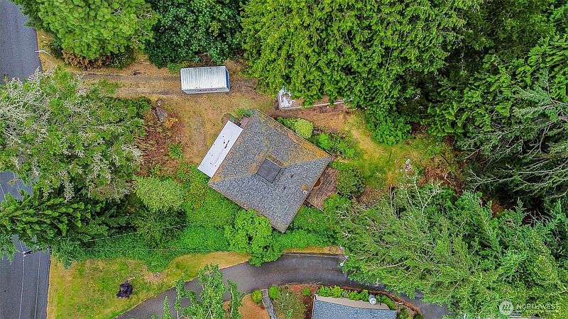 3rd image of 1497 Ridge Drive