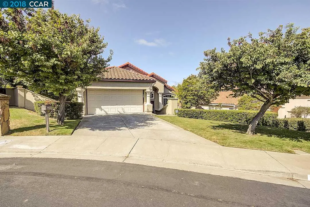 2059 Bluerock Cir photo 1
