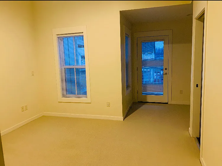 515 G St #1-223 — Photo 20