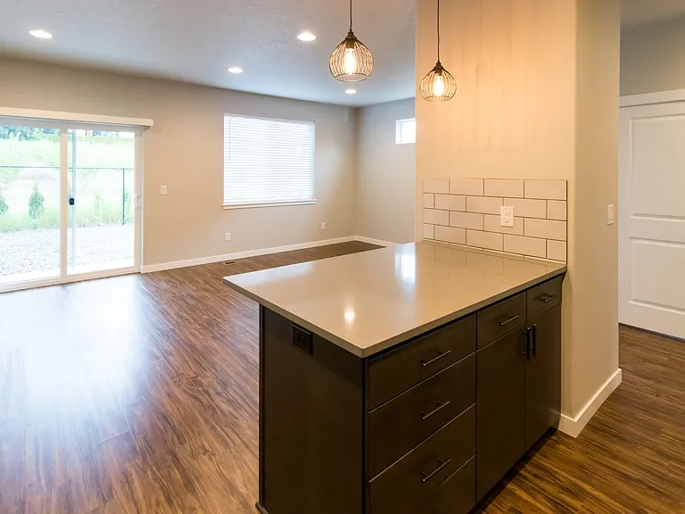 6302 NE 49th Way #A & B — Photo 5