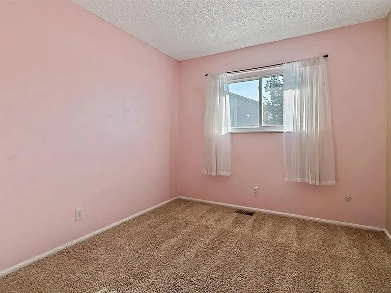 2524 E 97th Ave — Photo 21
