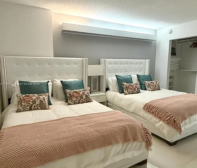 6917 Collins Ave #1206 — Photo 9