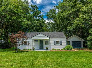 1246 Hollywood Dr, Charleston, SC 29407