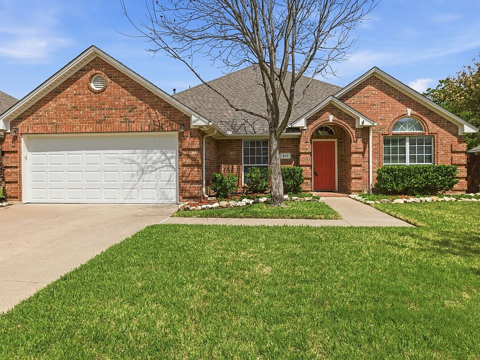 1st image of 817 Huebner Way