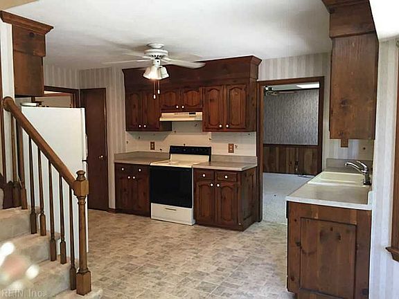 5th image of 700 Mildenhall Dr