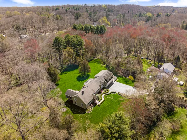226 Highwoods Drive, Guilford, CT 06437