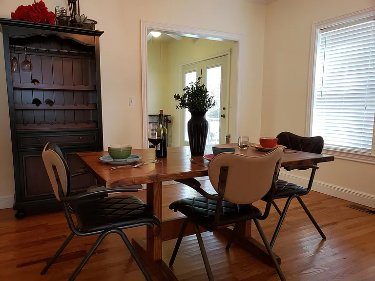 1525 W Deane St — Photo 7