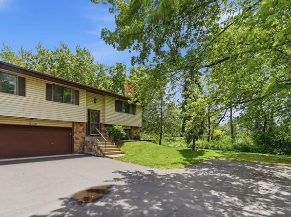 838 Martha Lake Ct, Shoreview, MN 55126