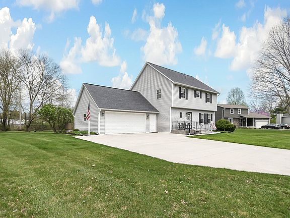 4th image of 375 Westmoor Ave