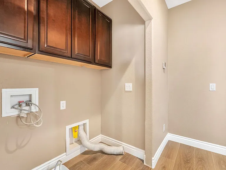 7616 Perla Del Mar Ave — Photo 18