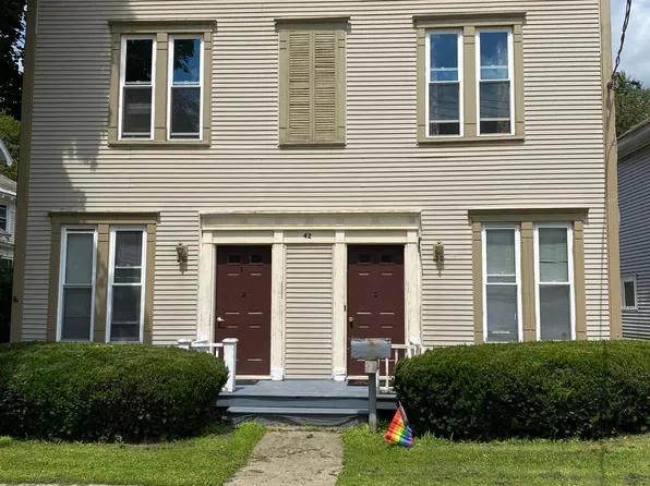 42 W Main St APT 1A, Cambridge, NY 12816