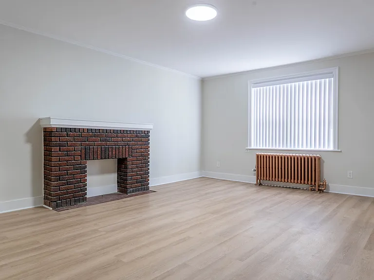 115 Sherbrook St — Photo 7