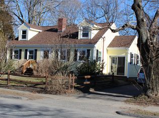 47 Everett St, Middleboro, MA 02346