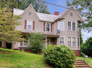 158 Pine St, Rutherfordton, NC 28139