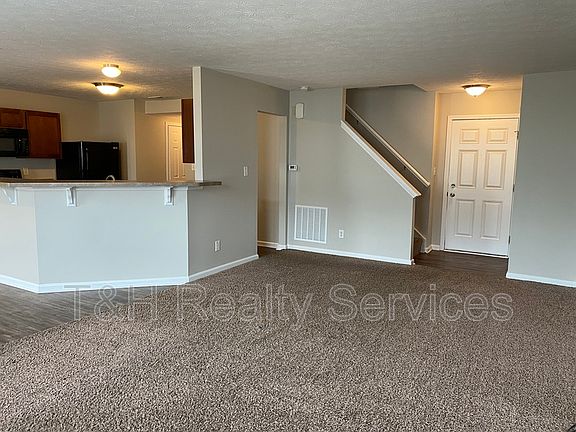 5th image of 11408 High Grass Dr