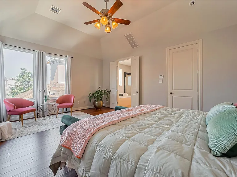 2808 Saint Emanuel St — Photo 18