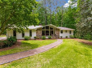 1370 Redwine Rd, Fayetteville, GA 30215