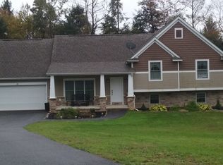 223 Diamond Dr, Ebensburg, PA 15931