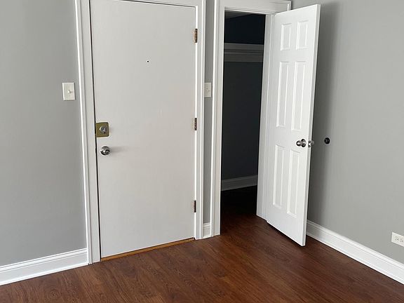 5th image of 10607 S Hale Ave #1