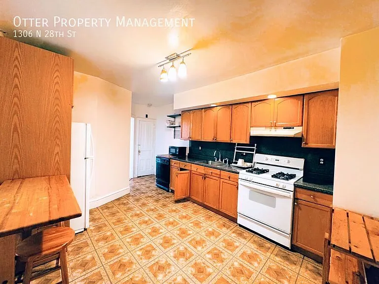 1306 N 28th St — Photo 19