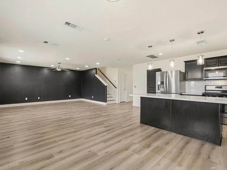 6810 Cortenridge Ln — Photo 11