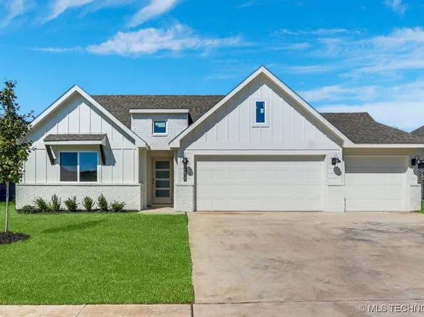 15915 E 75th Pl, Owasso, OK 74055