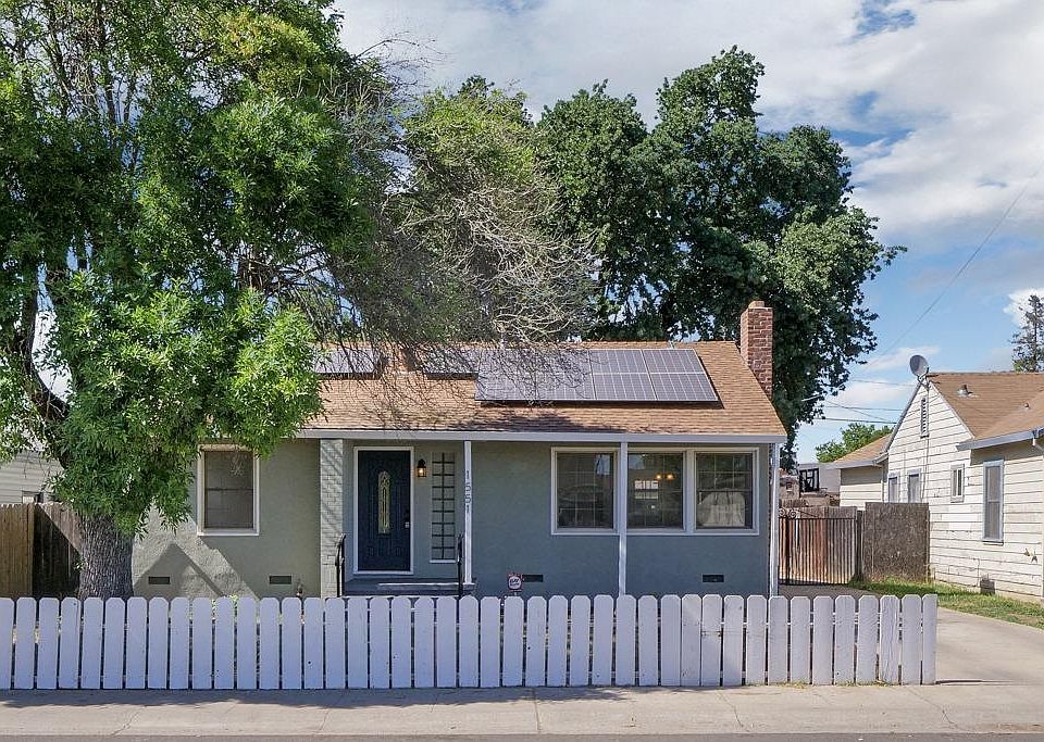1st image of 1551 W Oxford Way