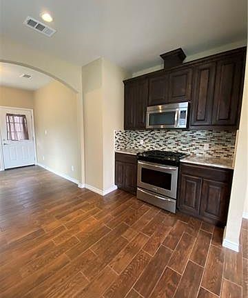 4th image of 7006 Millrace Dr #B