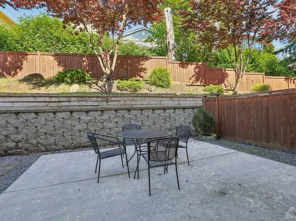 Champagne at Bellevue