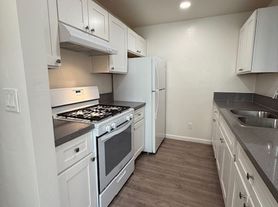 Coronado, 1 br / 1.0 ba, $2195