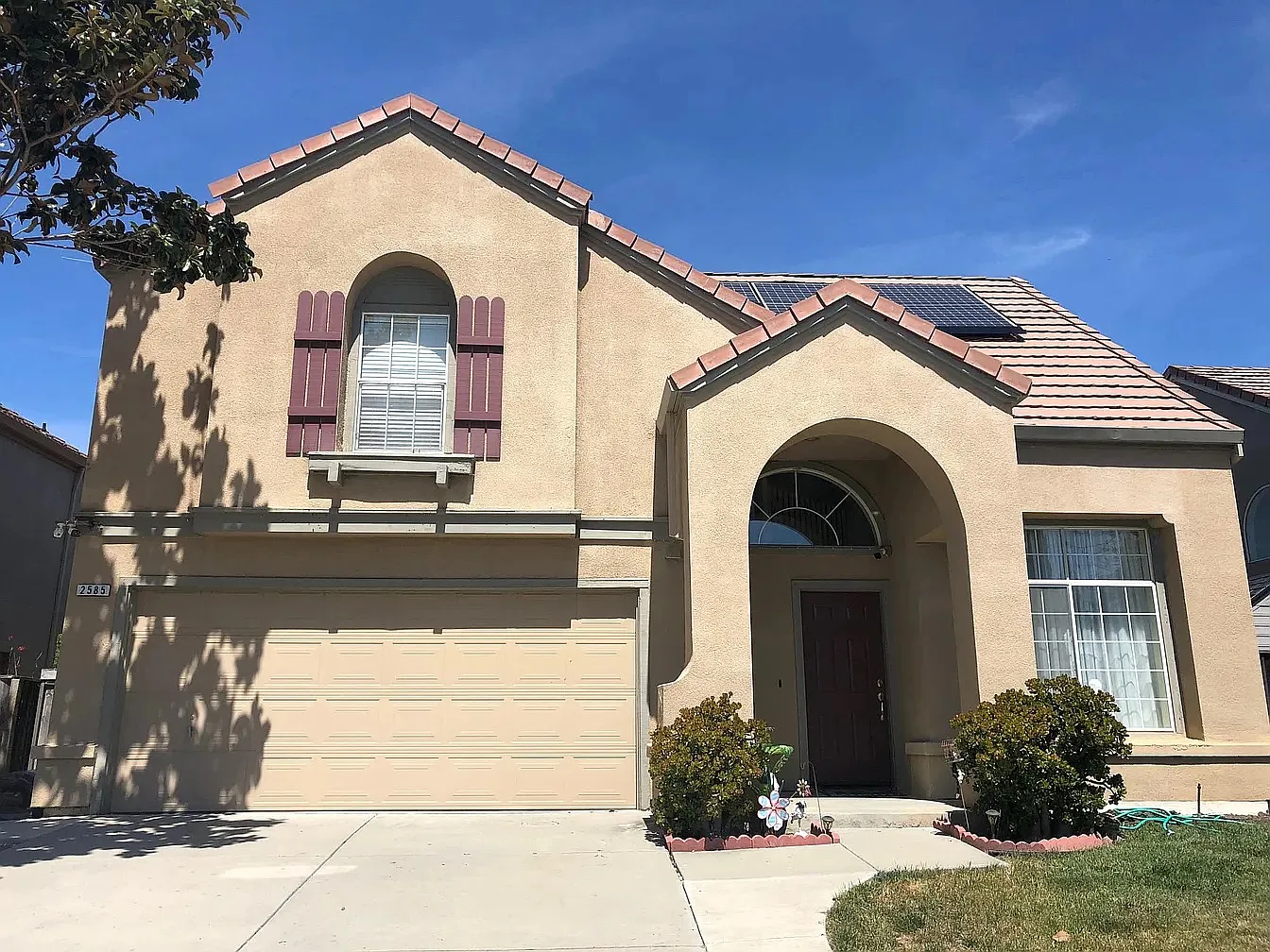 2585 Britt Way photo 1