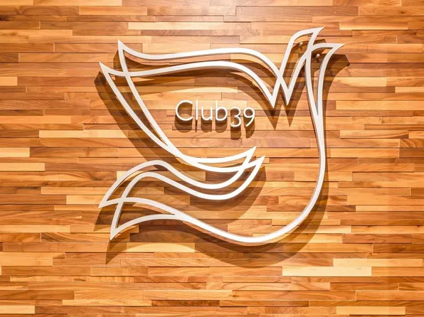 860 United Nations Plaza image 19 of 24