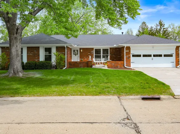 820 Yosemite Dr, Indianapolis, IN 46217