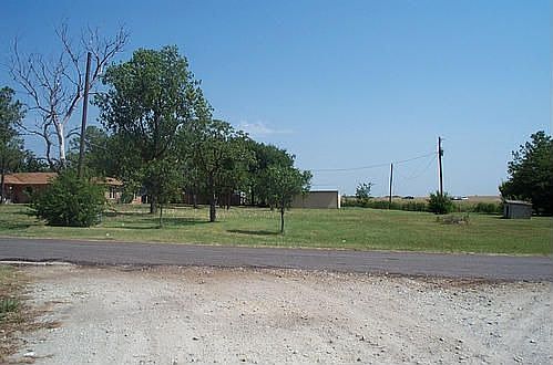 1st image of 562 County Road 4106