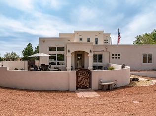 11402 Oakland Ave NE, Albuquerque, NM 87122