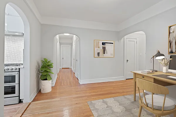 Sold by Prime Properties Long Island LLC | media 22