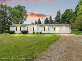 1020 E Nye Hwy, Charlotte, MI 48813