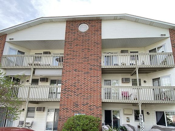 2nd image of 1303 Cunat Ct APT 2C