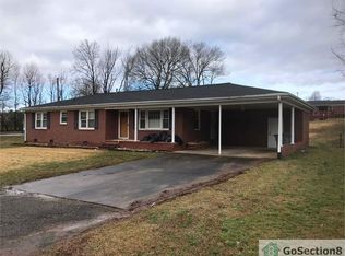 11 Stacy Dr, Greenville, SC 29617